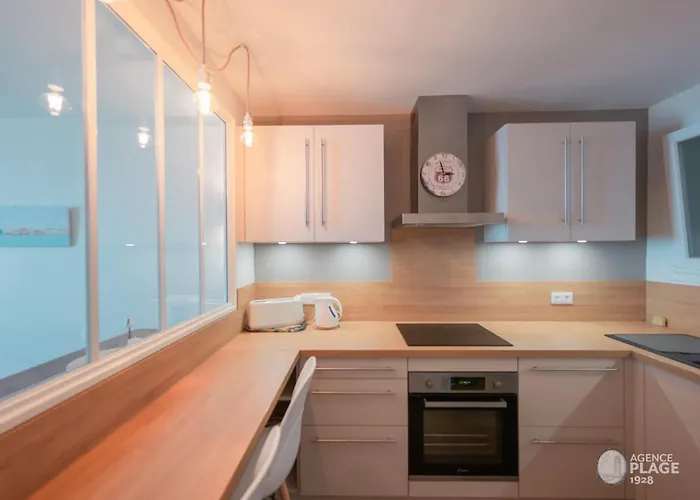 66m² Renove, 1 Chambre, Vue Mer, 4eme Etage, Fibre, 3 Etoiles - Fr-1-197-198 *